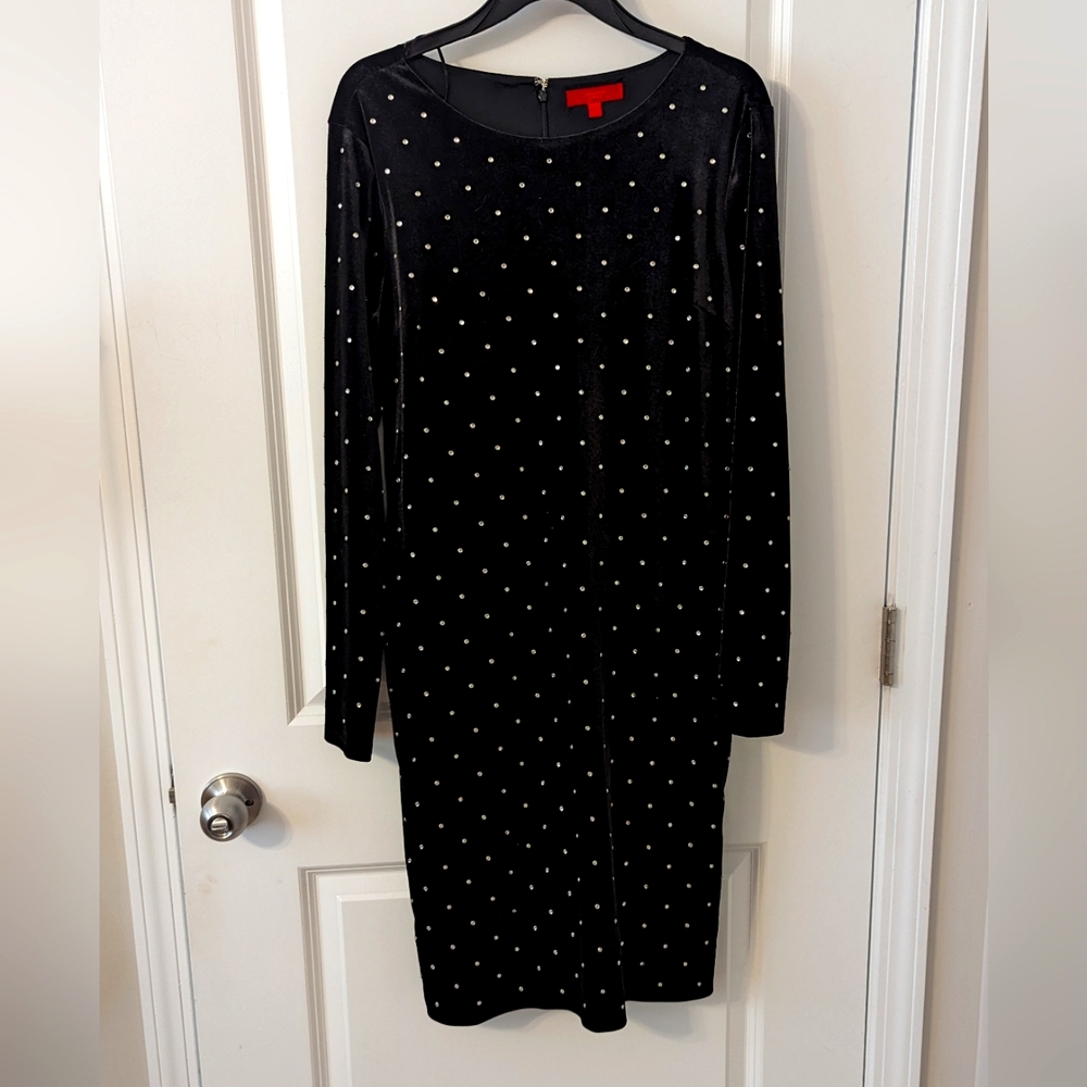 JENNIFER LOPEZ black velvet dress
